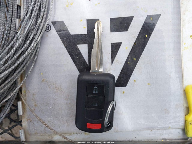 2018 MITSUBISHI OUTLANDER SPORT JA4AP3AU0JZ005886 Photo 10