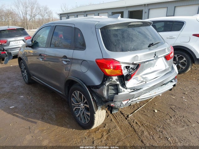 2018 MITSUBISHI OUTLANDER SPORT JA4AP3AU0JZ005886 Photo 5