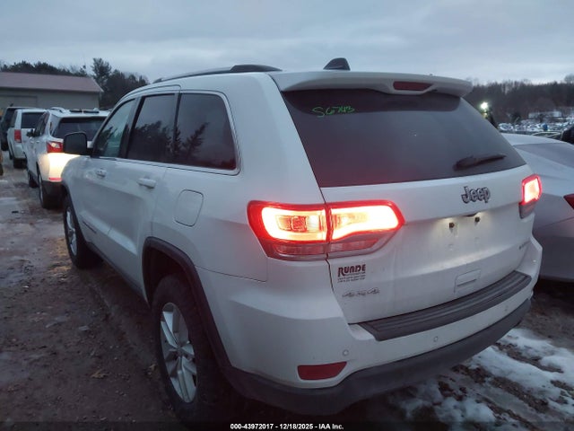 2017 JEEP GRAND CHEROKEE 1C4RJFAG9HC841148 Photo 2