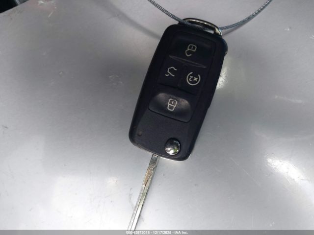 2017 VOLKSWAGEN PASSAT 1VWCT7A39HC058329 Photo 10