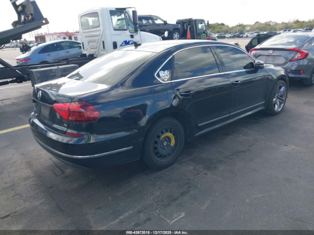 2017 VOLKSWAGEN PASSAT 1VWCT7A39HC058329 Photo 3