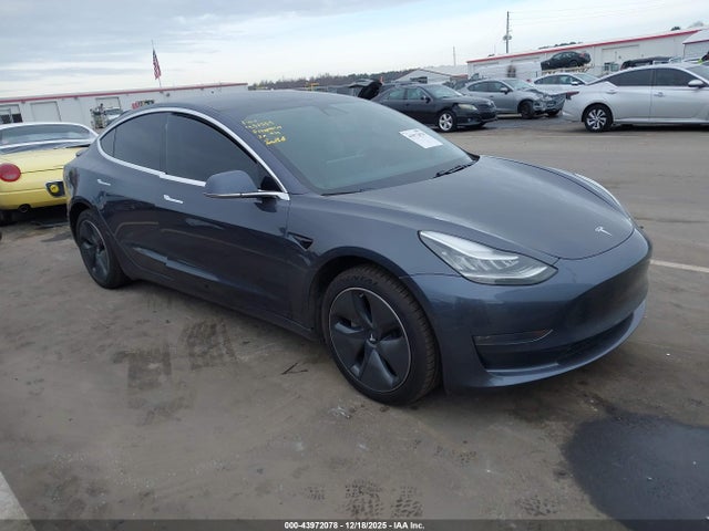 2019 TESLA MODEL 3 5YJ3E1EB7KF437559