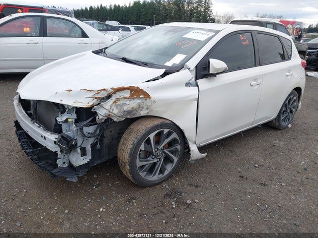 JTNKARJE5JJ560575 Toyota COROLLA IM