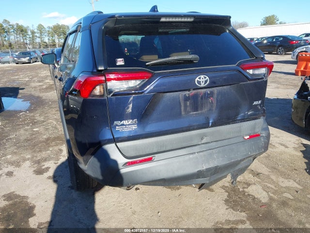 2T3W1RFV6KW013008 Toyota Rav4 Xle