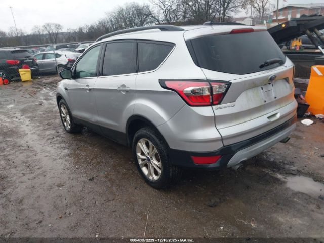 2018 FORD ESCAPE 1FMCU9GD7JUA98366 Photo 2