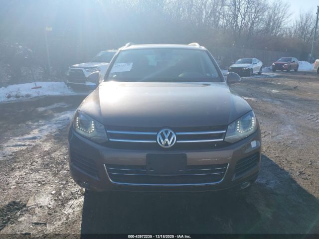 2014 VOLKSWAGEN TOUAREG WVGEF9BP4ED008178 Photo 5
