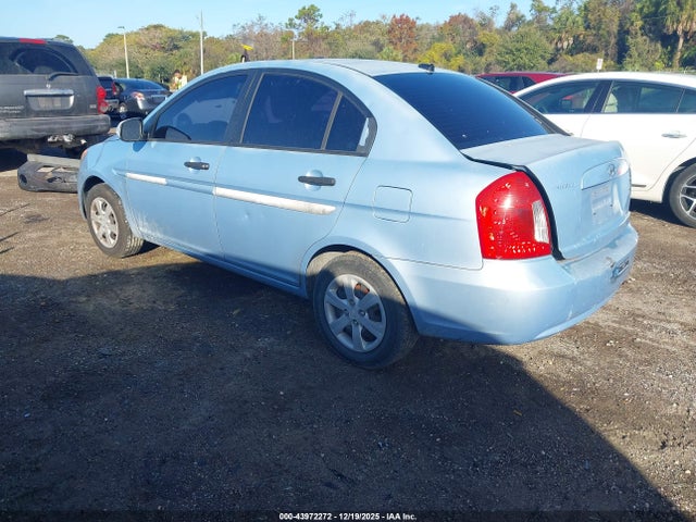 2011 HYUNDAI ACCENT KMHCN4AC3BU615566 Photo 2
