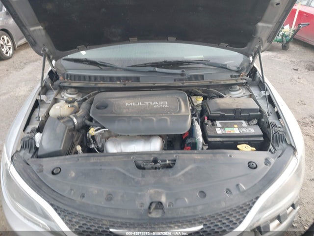 2015 Chrysler 200 Limited მანქანა იყიდება აუქციონზე, vin: 1C3CCCAB9FN591208, აუქციონის ნომერი: 43972273