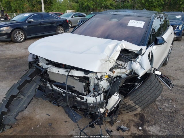2025 CADILLAC OPTIQ 3GYK3DMR5SS140745 Photo 5