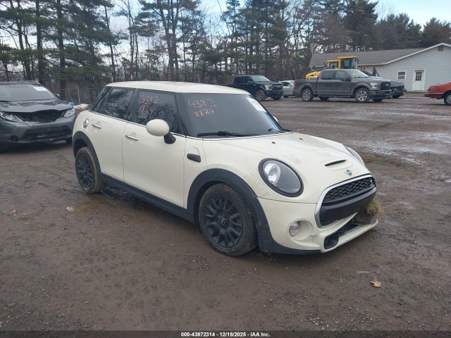 2019 MINI HARDTOP WMWXU3C5XK2B65394