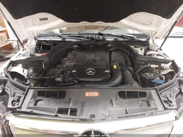 Продажа на аукционе авто 2013 Mercedes-benz C 250 Sport, vin: WDDGF4HB9DR251262, номер лота: 43972391