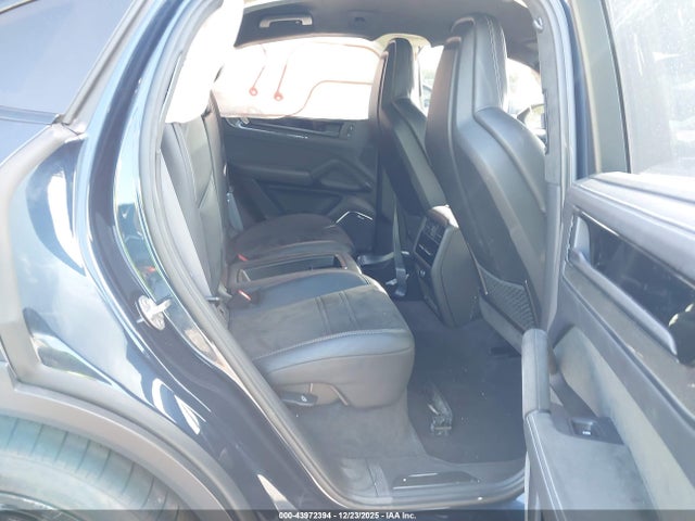 2024 PORSCHE CAYENNE COUPE WP1BK2AY4RDA72097 Photo 7