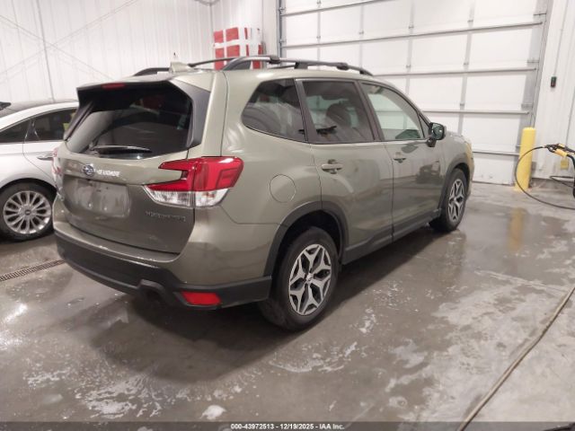 2021 SUBARU FORESTER JF2SKAJC6MH483343 Photo 3