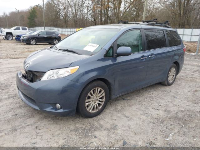 2017 TOYOTA SIENNA 5TDYZ3DC5HS793738 Photo 1