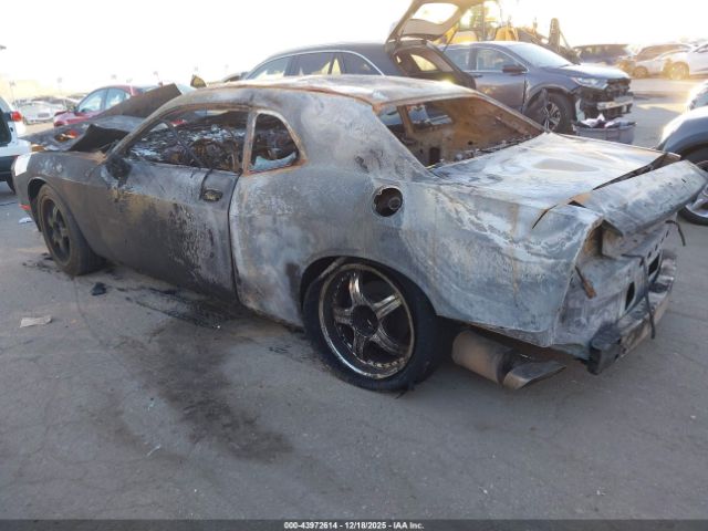 2020 DODGE CHALLENGER 2C3CDZBT0LH242949 Photo 2