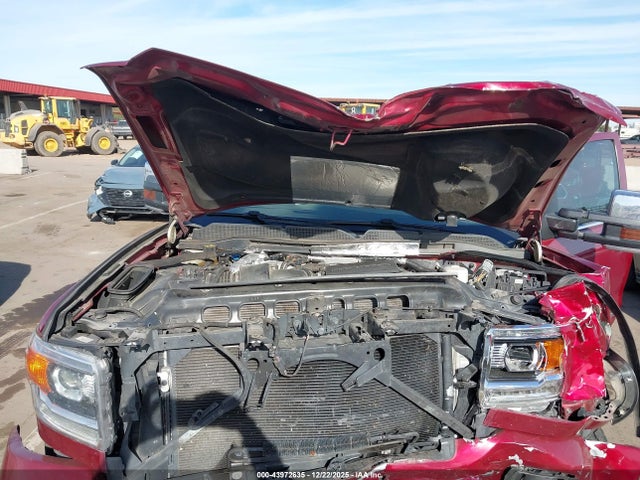 1GT42WEY7KF200127 GMC Sierra 3500hd Denali
