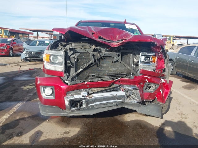 1GT42WEY7KF200127 GMC Sierra 3500hd Denali