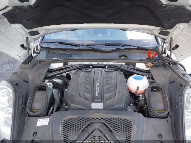 2015 PORSCHE MACAN WP1AB2A58FLB70245 Photo 9
