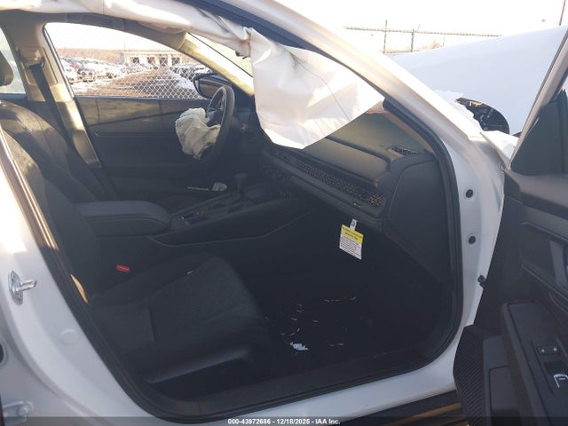 43972686 :رقم المزاد ، 1HGCY1F24RA073160 vin ، 2024 Honda Accord Lx مزاد بيع