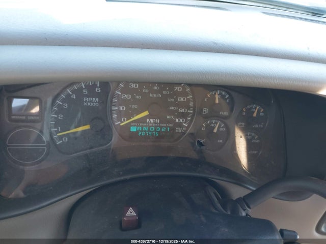 2001 CHEVROLET TAHOE 1GNEK13T01J224027 Photo 6