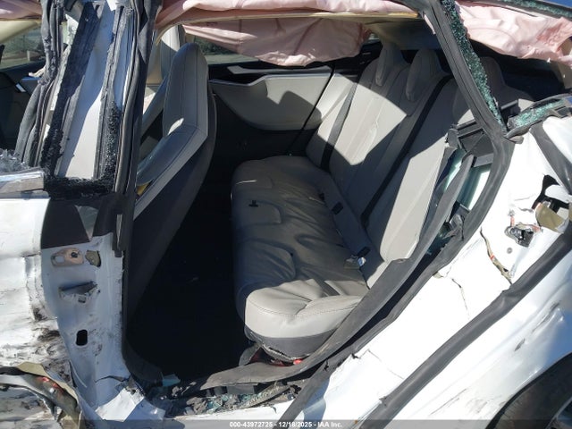 2013 TESLA MODEL S 5YJSA1DN9DFP04061 Photo 7