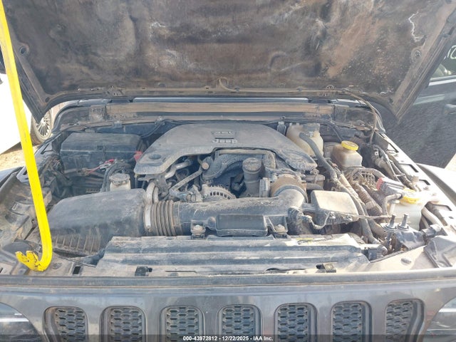 1C4HJXFG7JW269396 Jeep Wrangler Unlimited Rubicon