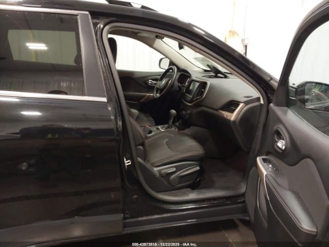 2017 JEEP CHEROKEE 1C4PJMCS0HD220100 Photo 4