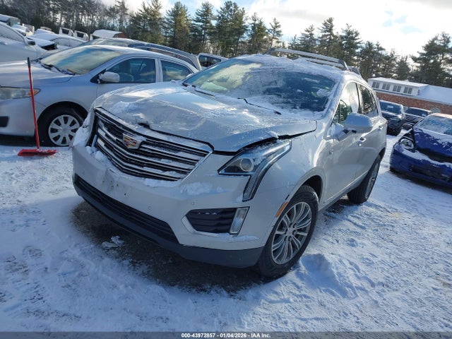 2017 CADILLAC XT5 1GYKNDRS0HZ258655 Photo 1