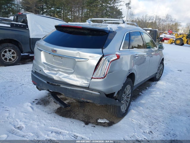 2017 CADILLAC XT5 1GYKNDRS0HZ258655 Photo 3
