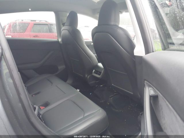 2023 TESLA MODEL Y 7SAYGDEEXPA100046 Photo 7