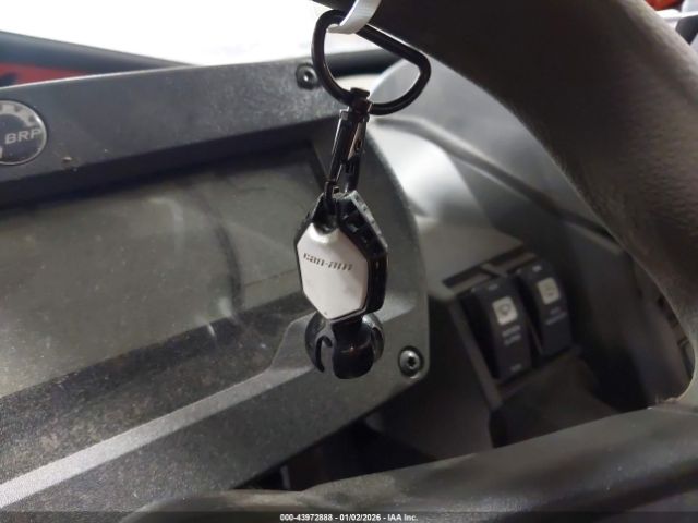 2022 CAN-AM MAVERICK X3 MAX 3JBVNAV47NE000233 Photo 10