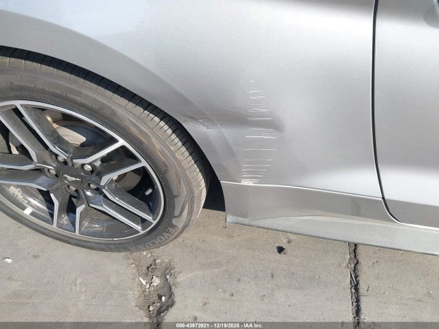 Ford Mustang Ecoboost Premium 2022 1FATP8UH0N5103717 Image 6