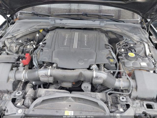 2016 JAGUAR XF SAJBK4BV5GCY20085 Photo 9