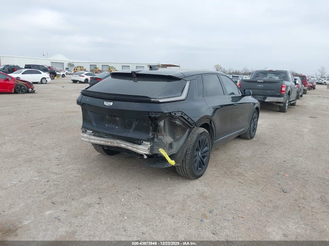 2024 CADILLAC LYRIQ 1GYKPMRK0RZ100022 Photo 3