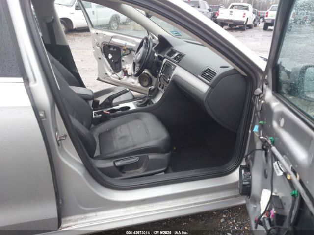 2013 VOLKSWAGEN PASSAT 1VWBP7A36DC010409 Photo 4