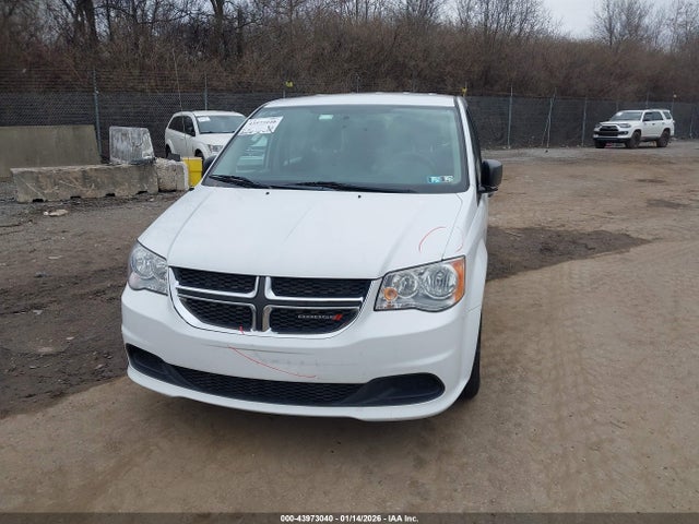 Dodge Grand Caravan American Value Pkg 2016 2C4RDGBG7GR109019 Image 16