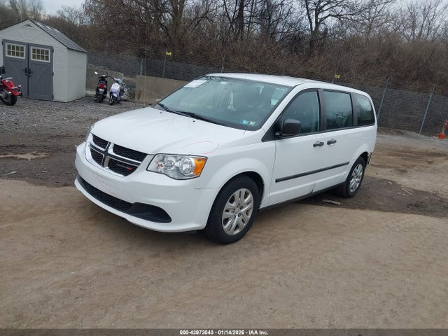 Dodge Grand Caravan American Value Pkg 2016 2C4RDGBG7GR109019 Image 2