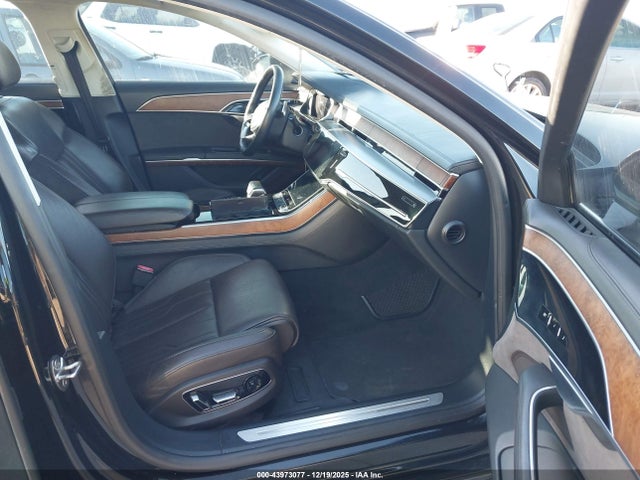 2019 AUDI A8 L WAU8DAF83KN005173 Photo 4