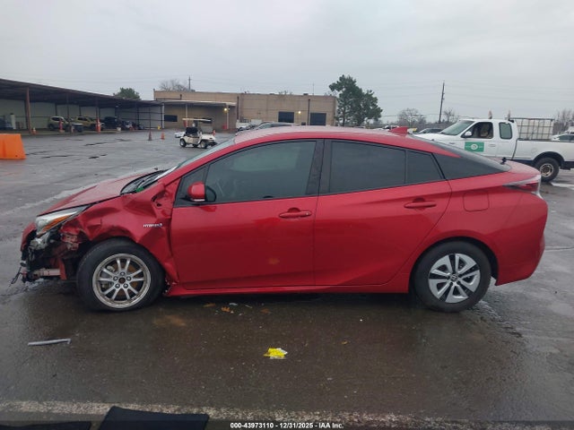 Toyota Prius Two 2018 JTDKBRFUXJ3060224 Image 15
