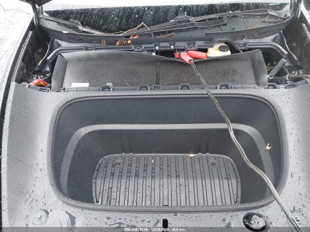 2026 TESLA MODEL Y 7SAYGDEE3TA588119 Photo 9