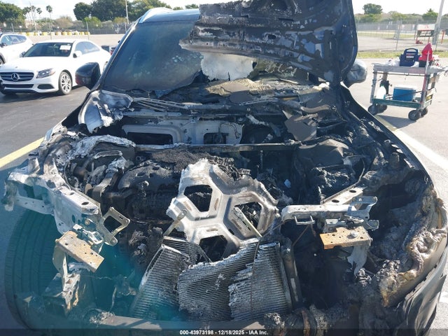 2018 VOLVO XC90 YV4A22PL1J1320298 Photo 9