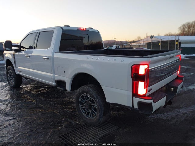 1FT8W3BM9RED82385 Ford F-350