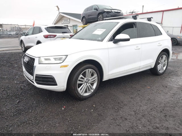 2019 AUDI Q5 WA1BNAFY1K2035323 Photo 1