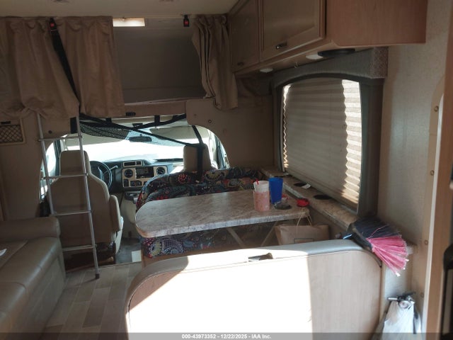 Ford E-450 Cutaway 2020 1FDXE4FSXKDC29180 Image 21