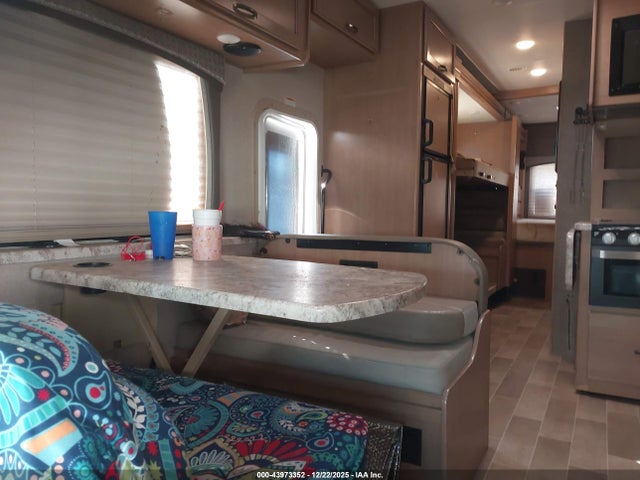 Ford E-450 Cutaway 2020 1FDXE4FSXKDC29180 Image 6