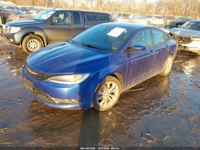 Chrysler 200 S 2015 1C3CCCBB0FN553087 Image 2