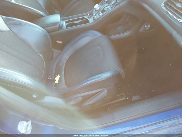 Chrysler 200 S 2015 1C3CCCBB0FN553087 Image 5
