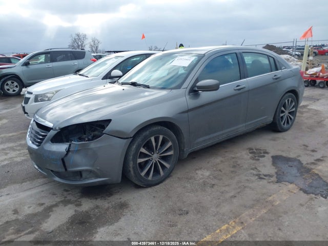 2012 CHRYSLER 200 1C3CCBBG7CN289402 Photo 1