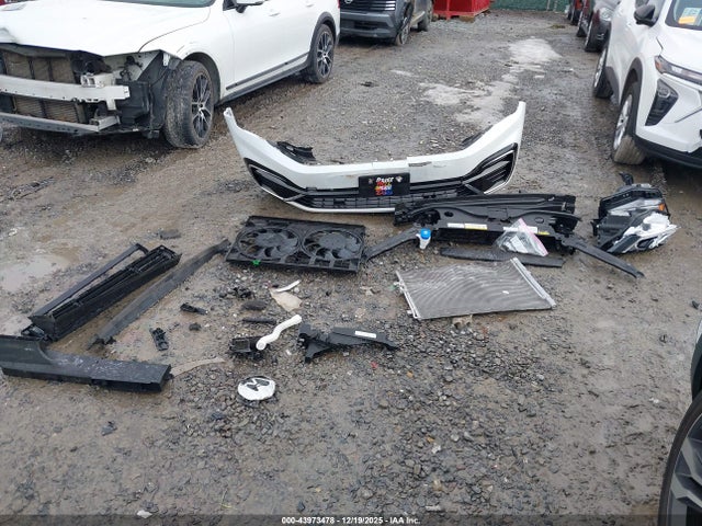 43973478 :رقم المزاد ، 1V2FE2CA0NC228676 vin ، 2022 Volkswagen Atlas Cross Sport 3.6l V6 Sel Premium R-line مزاد بيع