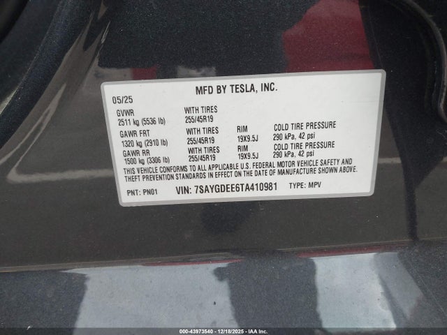 2026 TESLA MODEL Y 7SAYGDEE6TA410981 Photo 8